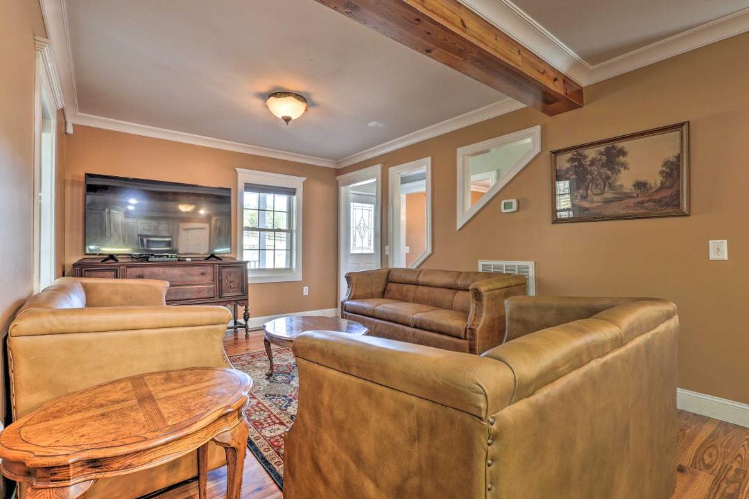 Photo of Livingroom in Falkville