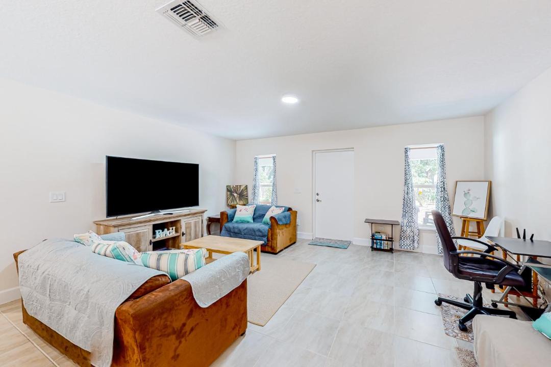 Photo of Livingroom in Port Malabar