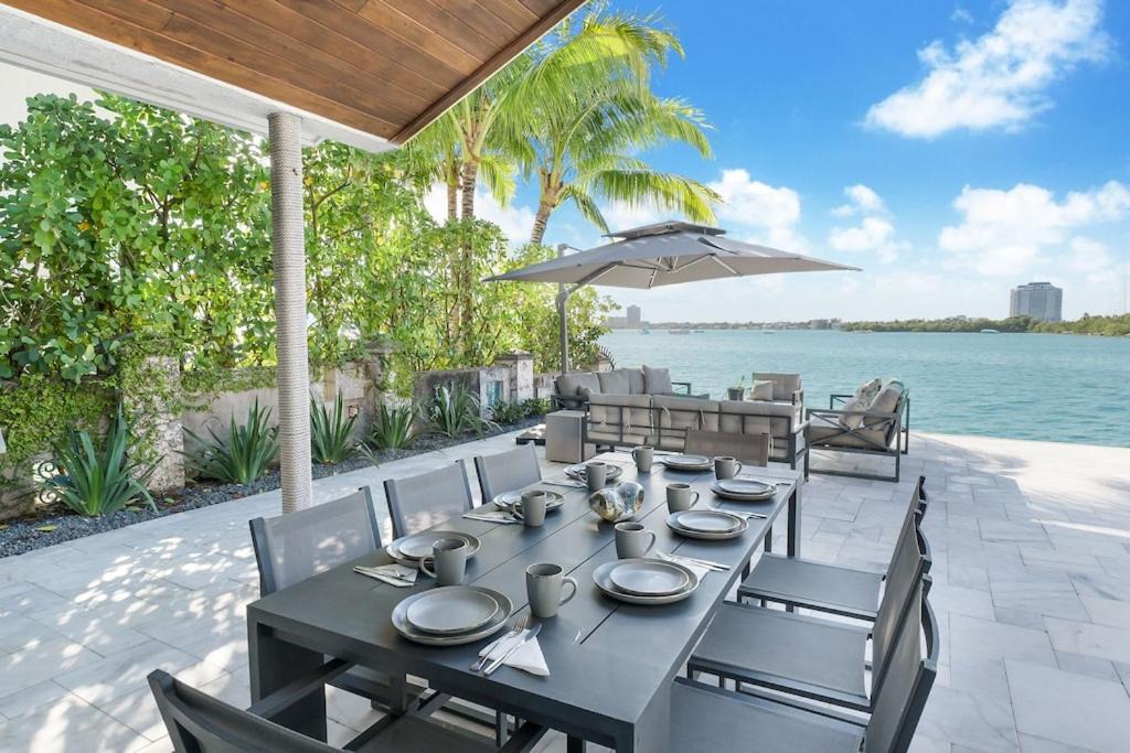 Photo of Patio Balcony in North Bay Village