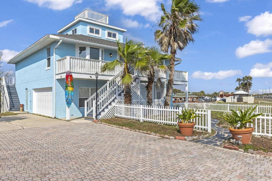 Photo of Others in Beverly Beach