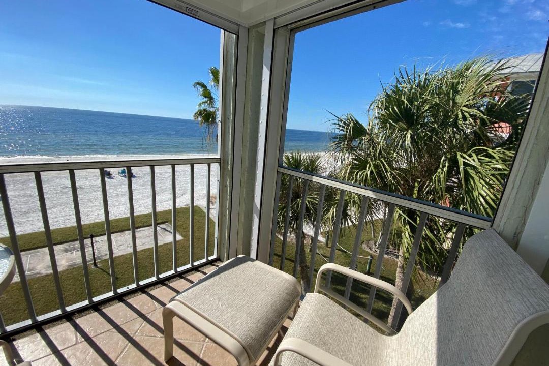 Photo of Patio Balcony in Mid Island