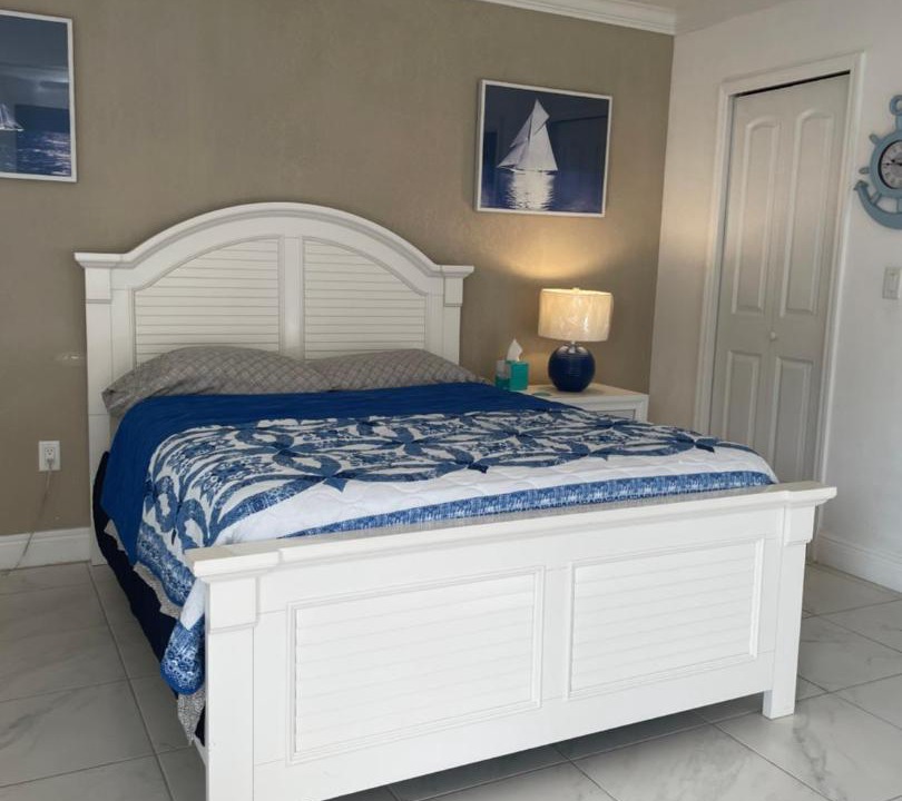 Photo of Bedroom in San Carlos Park