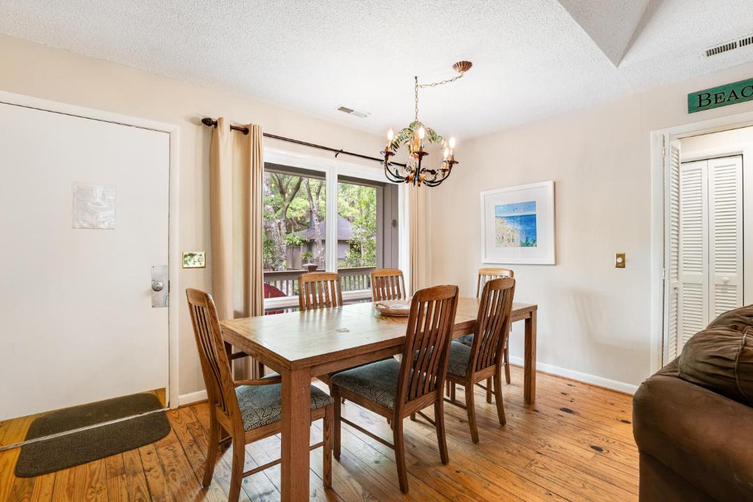 Photo of Livingroom in West Beach
