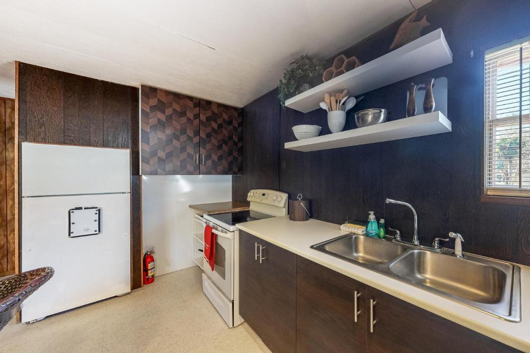 Photo of Kitchen in Carrabelle