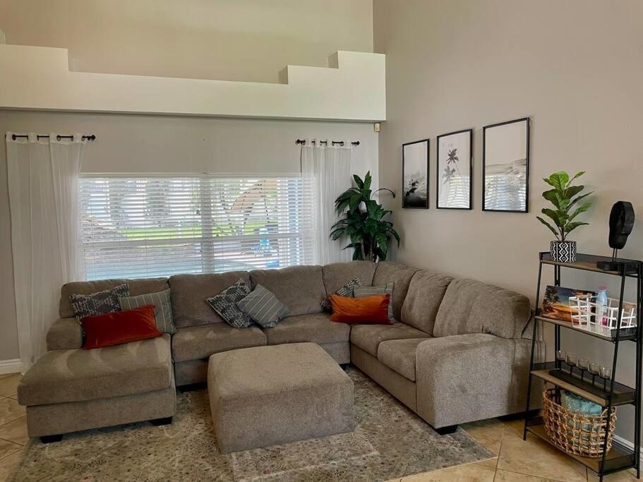 Photo of Livingroom in Lake Magdalene