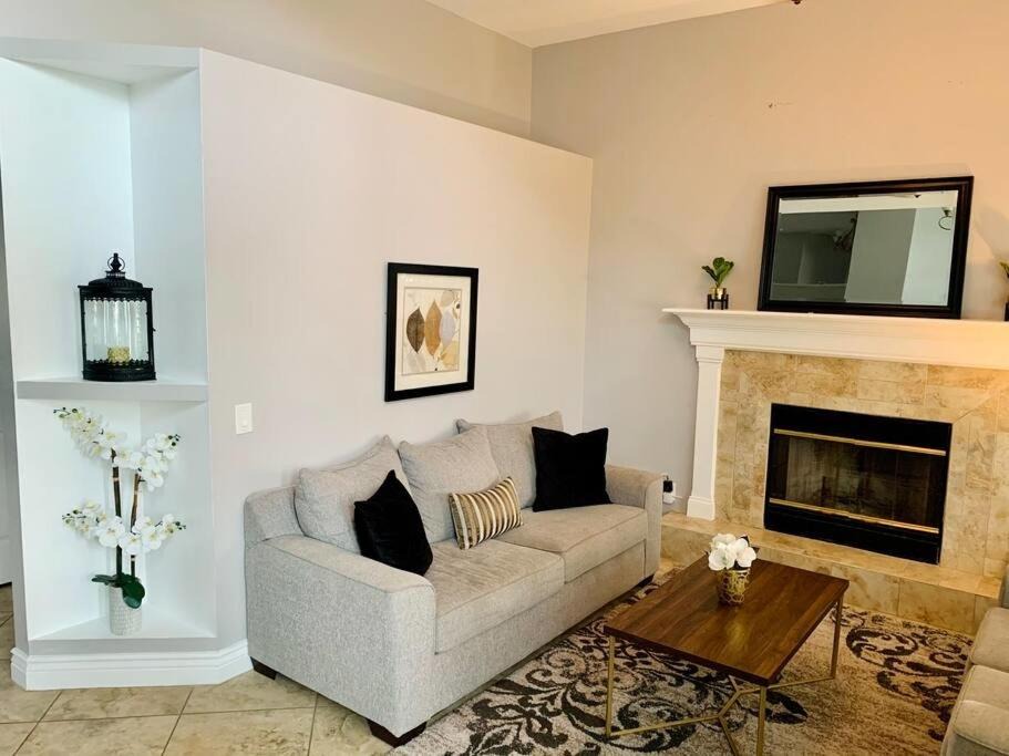 Photo of Livingroom in Lake Magdalene