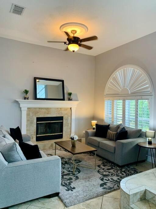 Photo of Livingroom in Lake Magdalene