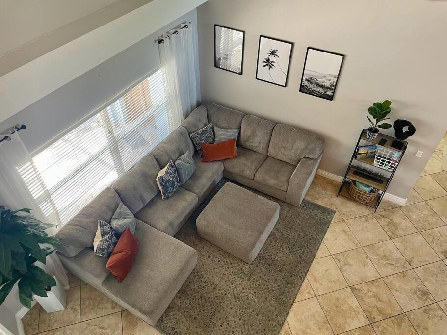 Photo of Livingroom in Lake Magdalene
