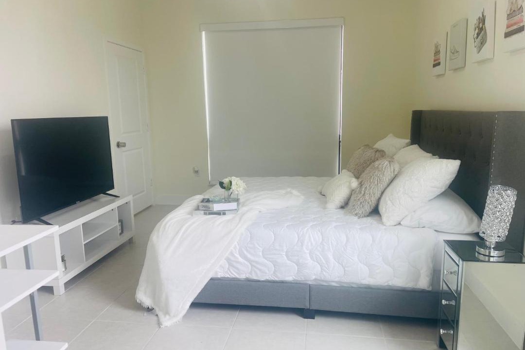 Photo of Bedroom in Doral