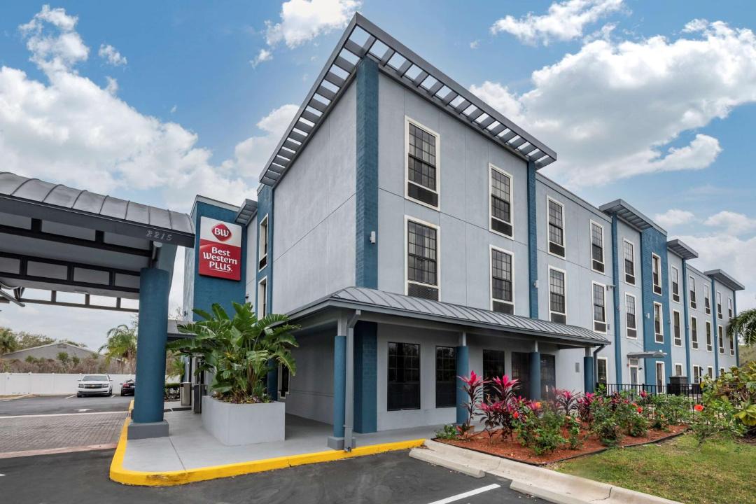 Photo of Buildings in South Bradenton