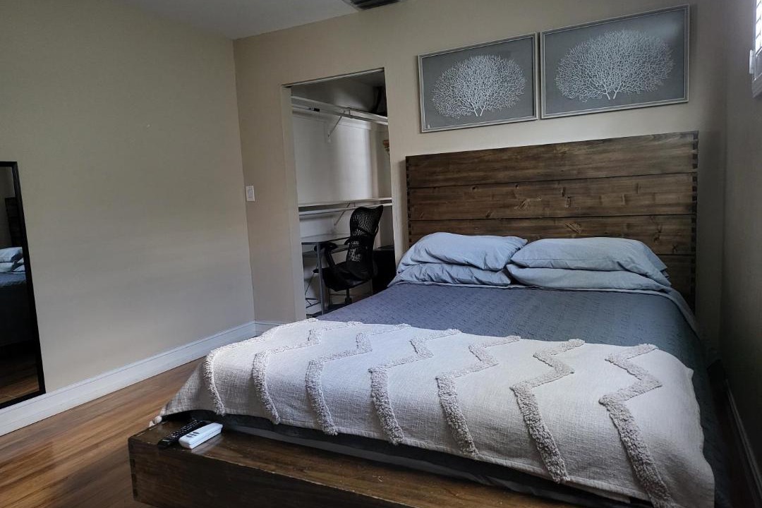 Photo of Bedroom in Miramar