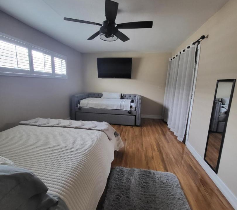 Photo of Bedroom in Miramar