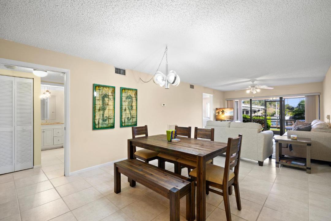 Photo of Others in Bayway Isles
