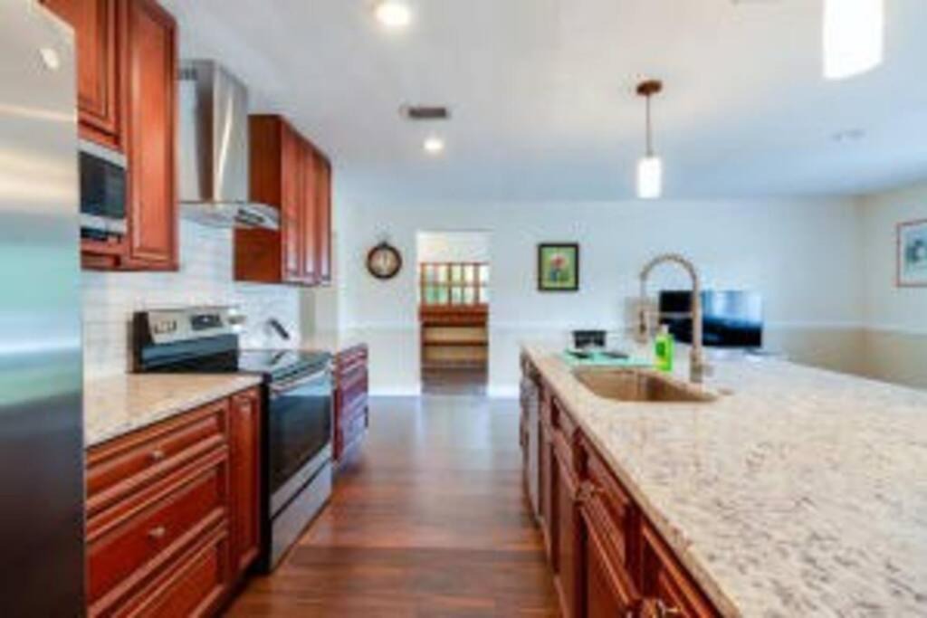 Photo of Kitchen in Bearss Plaza