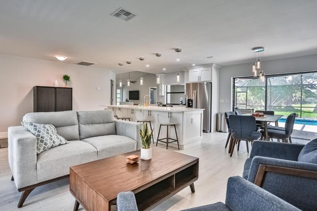 Photo of Livingroom in Bonita Springs