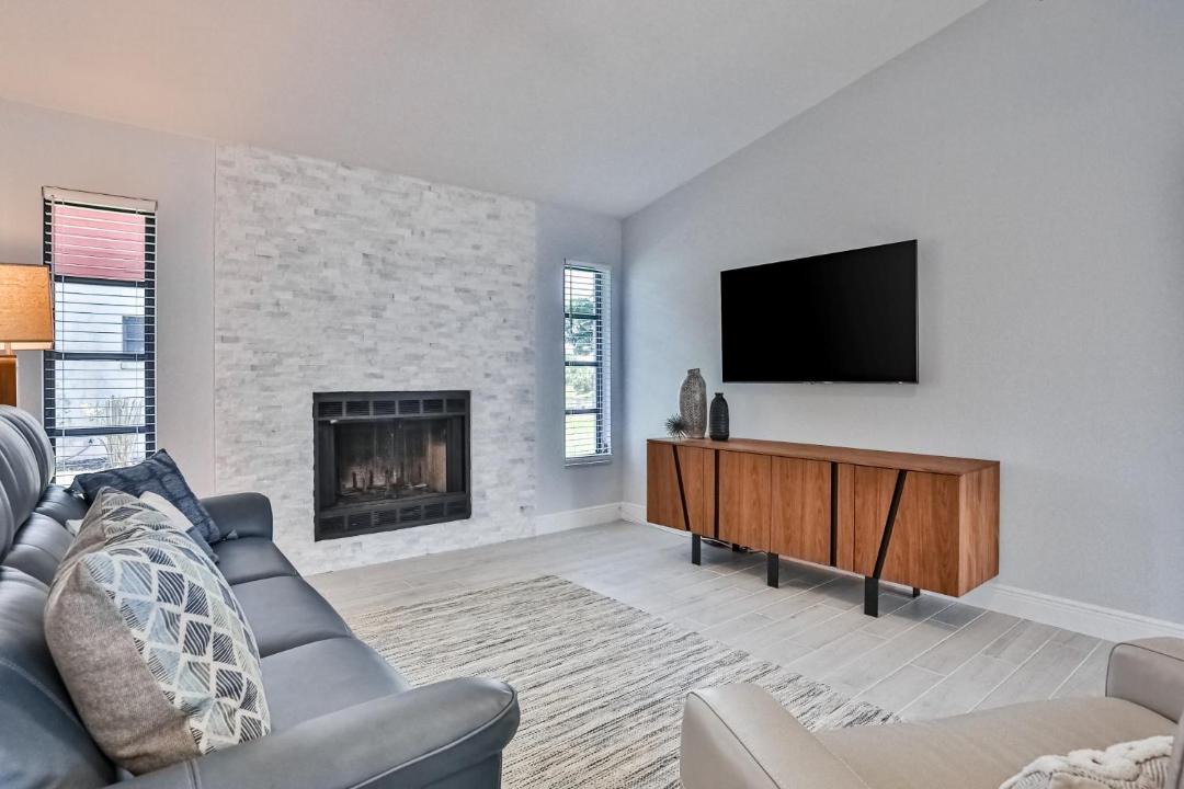 Photo of Livingroom in Bonita Springs