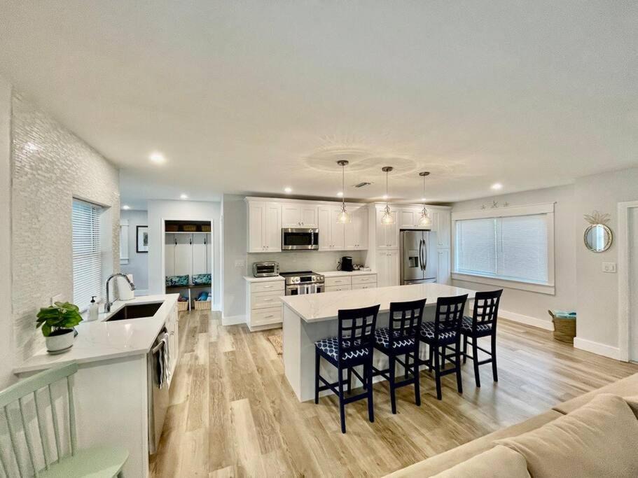 Photo of Livingroom in Deerfield Beach