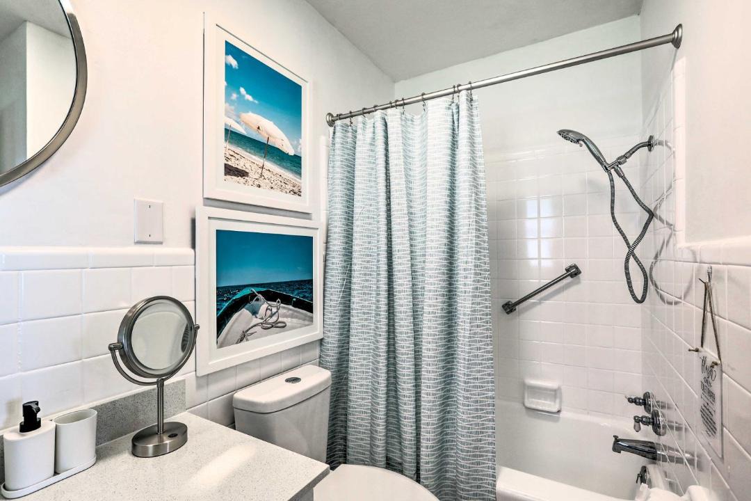 Photo of Bathroom in Tavares
