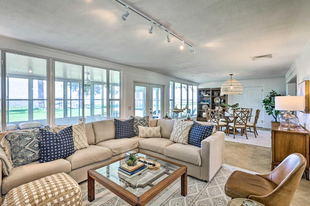 Photo of Livingroom in Tavares