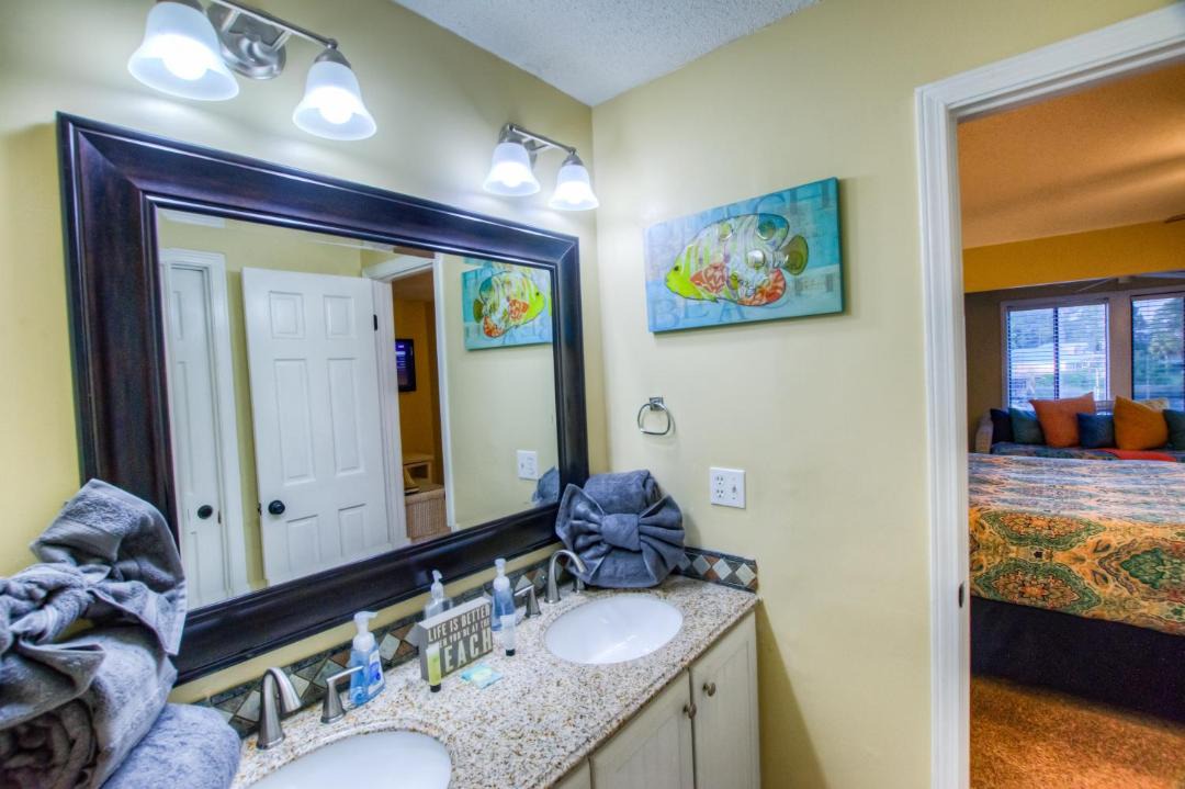 Photo of Livingroom in Gulf Lagoon Beach