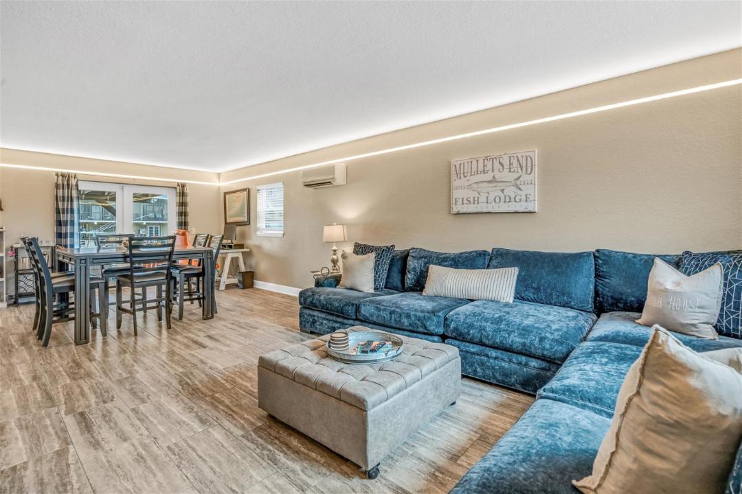 Photo of Livingroom in Tavernier