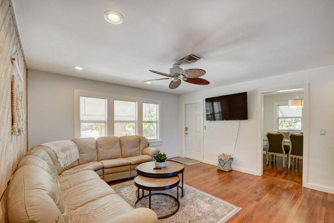 Photo of Livingroom in Lake Worth