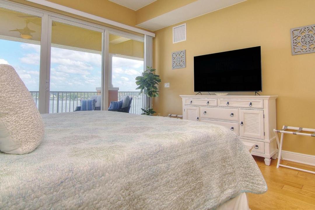 Photo of Bedroom in Redington Shores