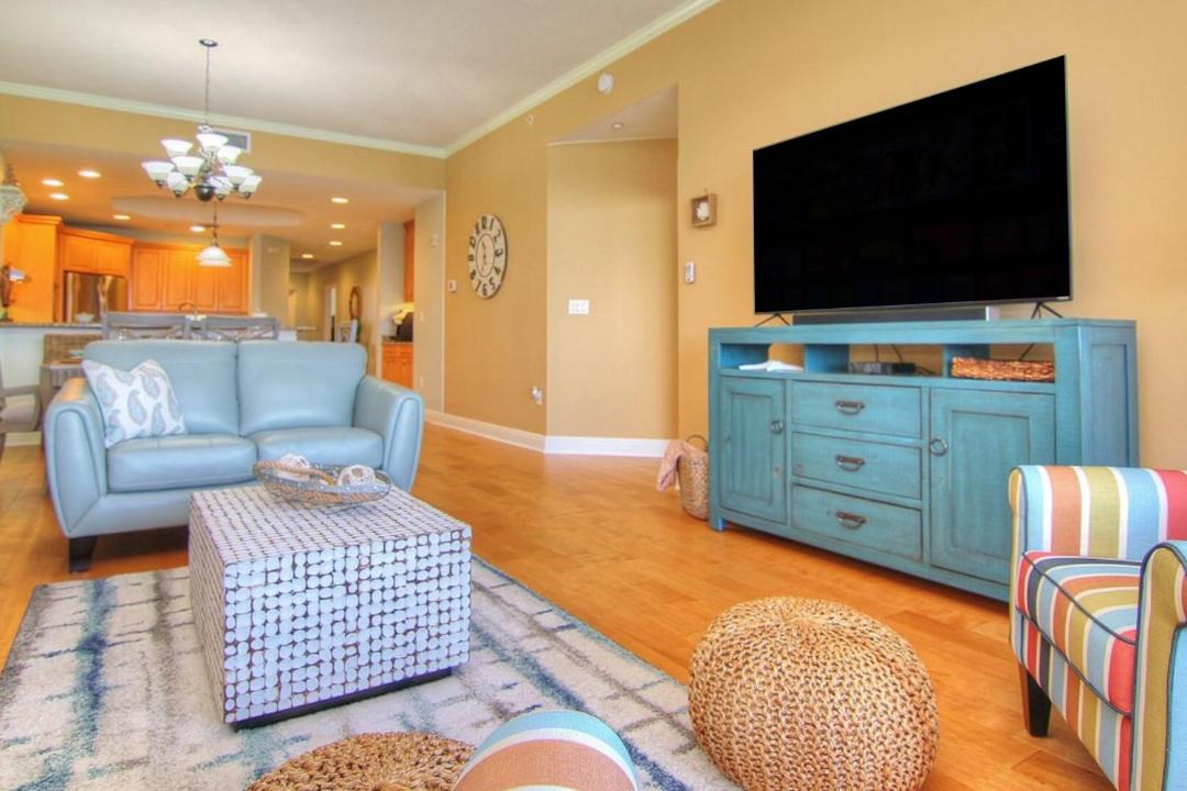 Photo of Livingroom in Redington Shores