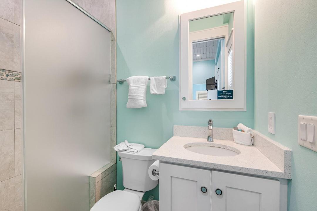 Photo of Bathroom in Holiday Isle