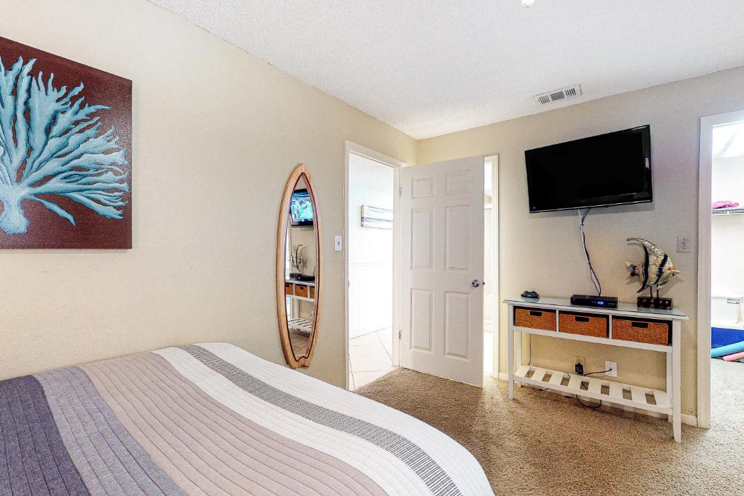 Photo of Bedroom in North Redington Beach