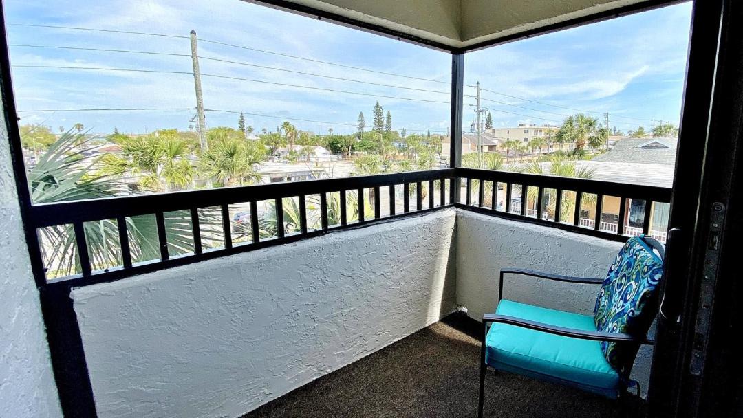Photo of Patio Balcony in Madeira Beach