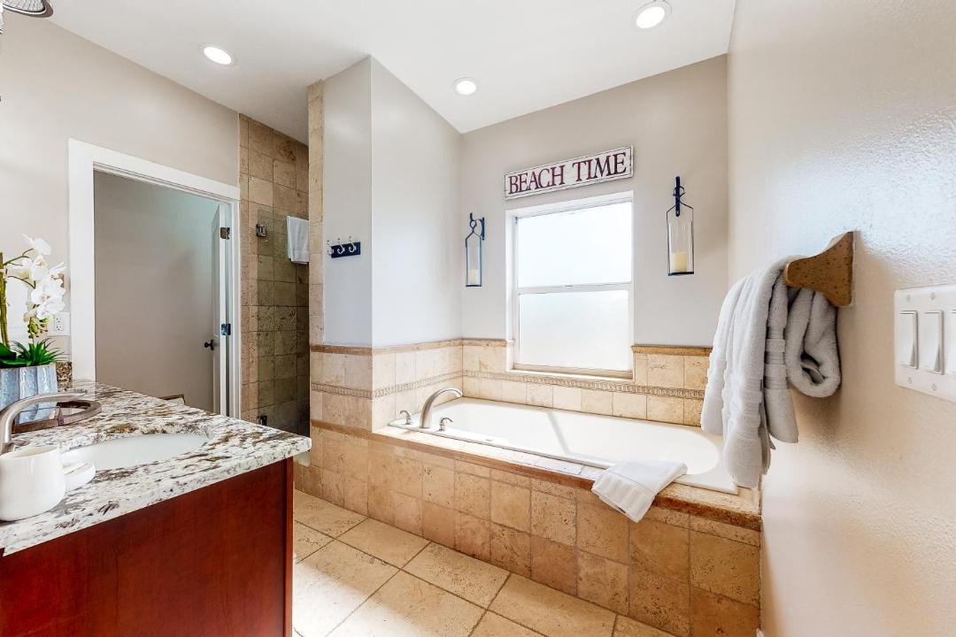 Photo of Bathroom in Independence Square