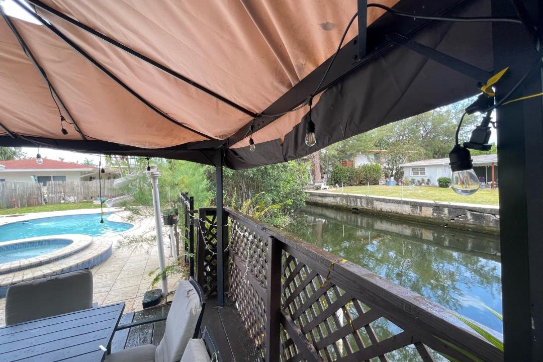 Photo of Patio Balcony in Ojus