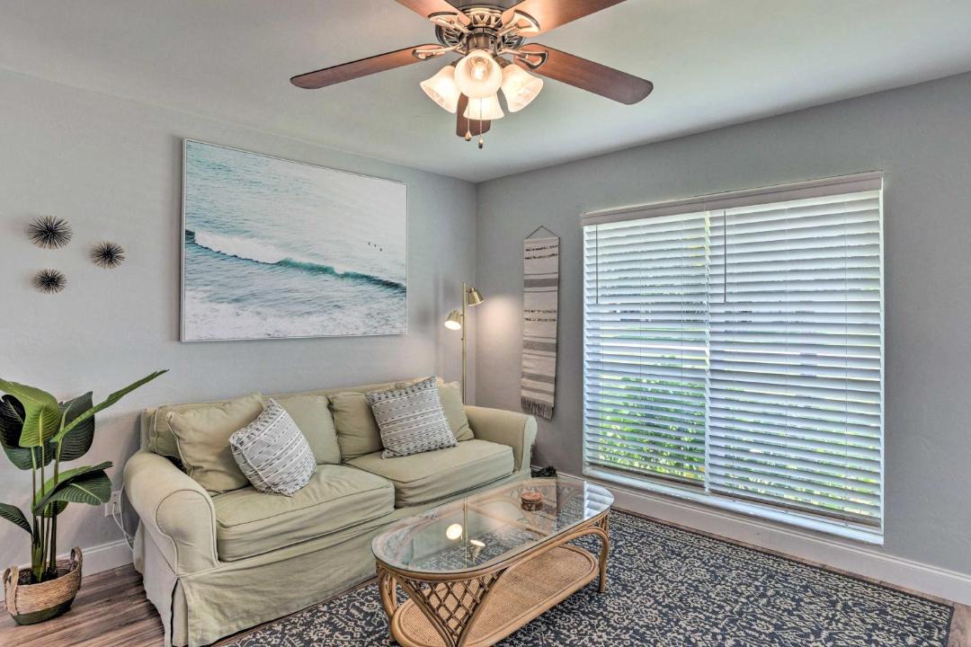 Photo of Livingroom in River Park