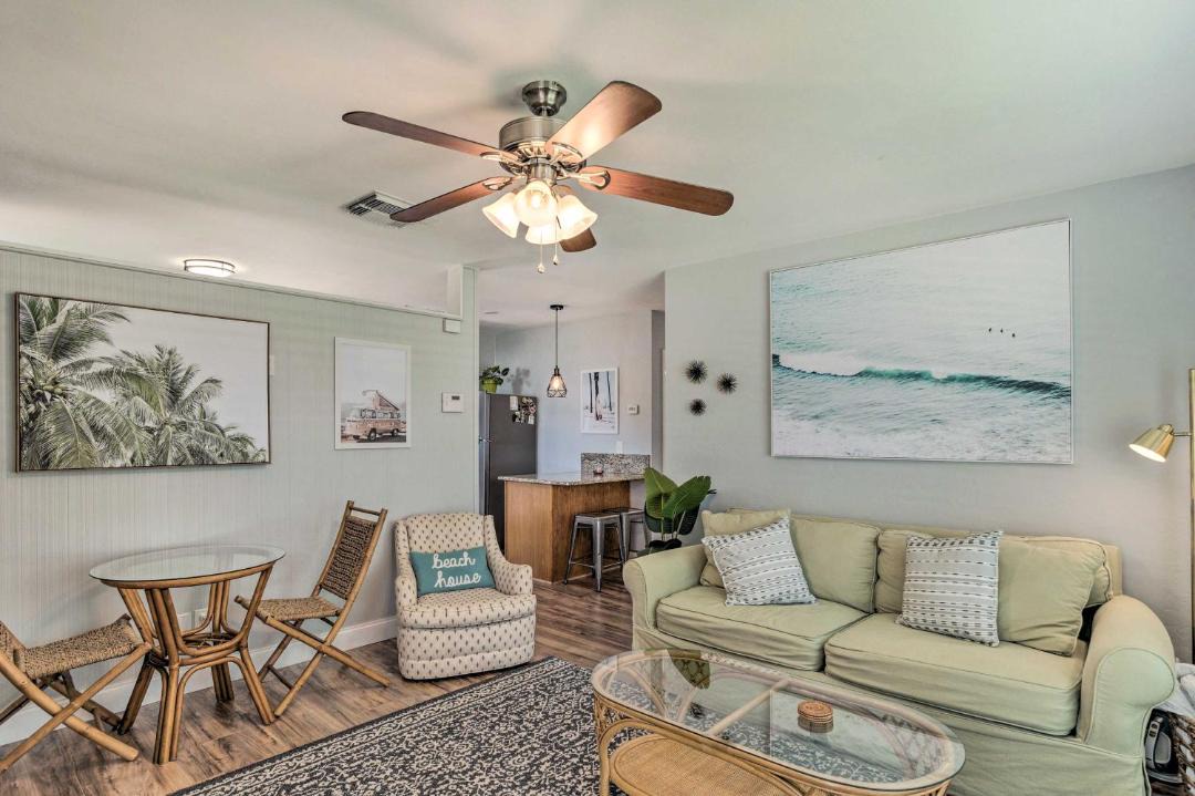 Photo of Livingroom in River Park