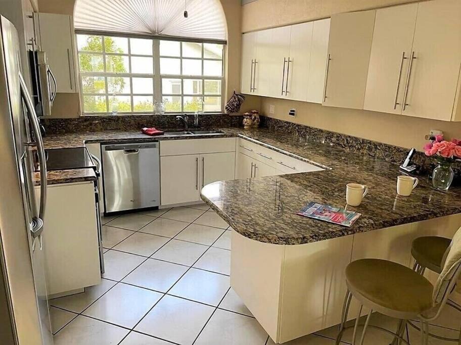 Photo of Kitchen in Eisenhower