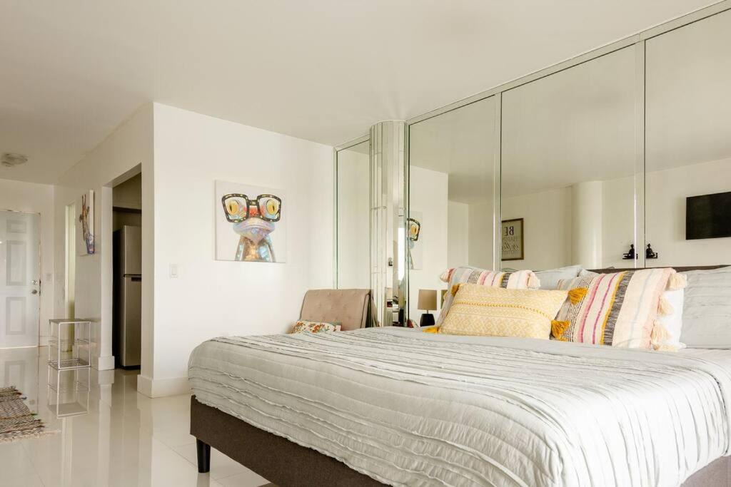 Photo of Bedroom in North Bay Village