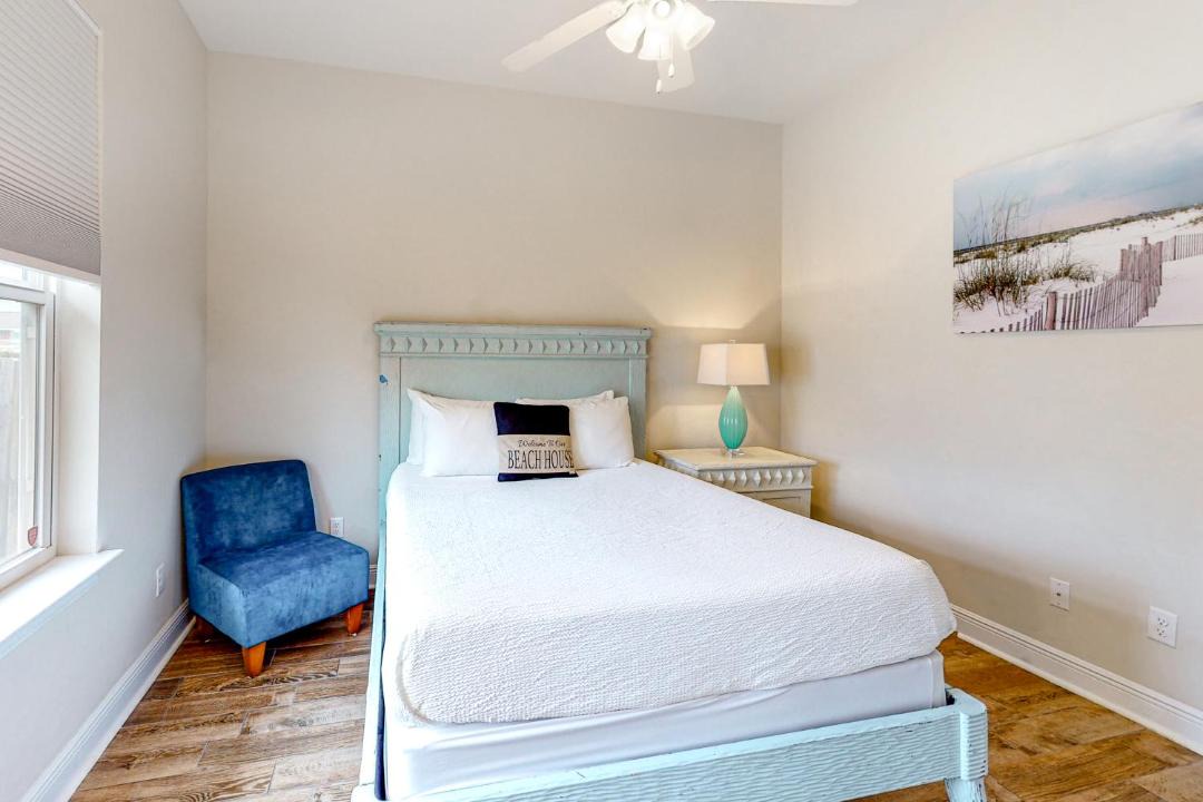 Photo of Bedroom in Crescent Beach