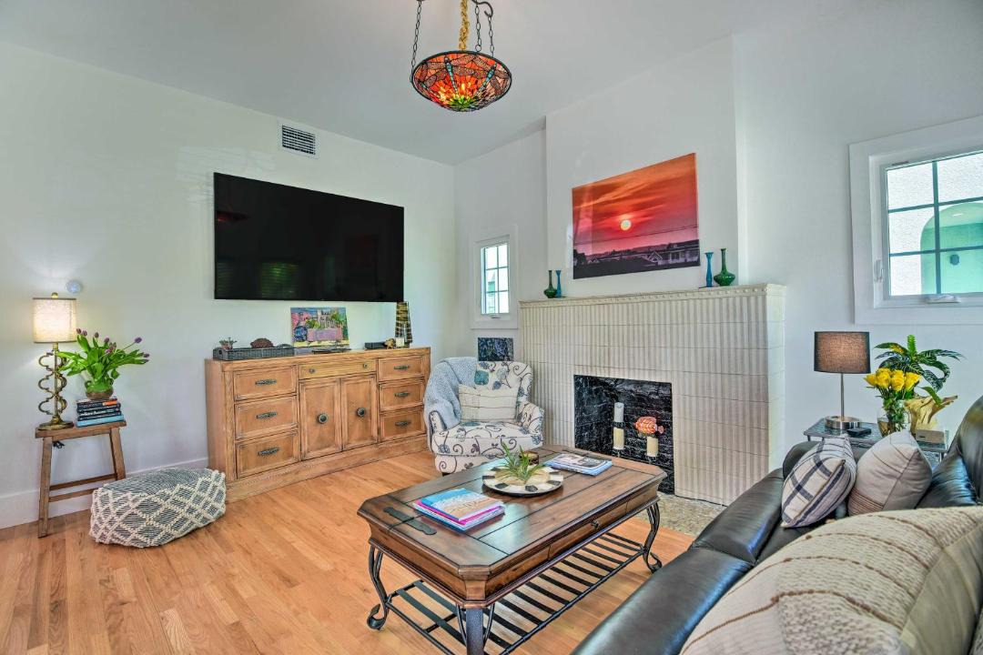 Photo of Livingroom in Central Sarasota