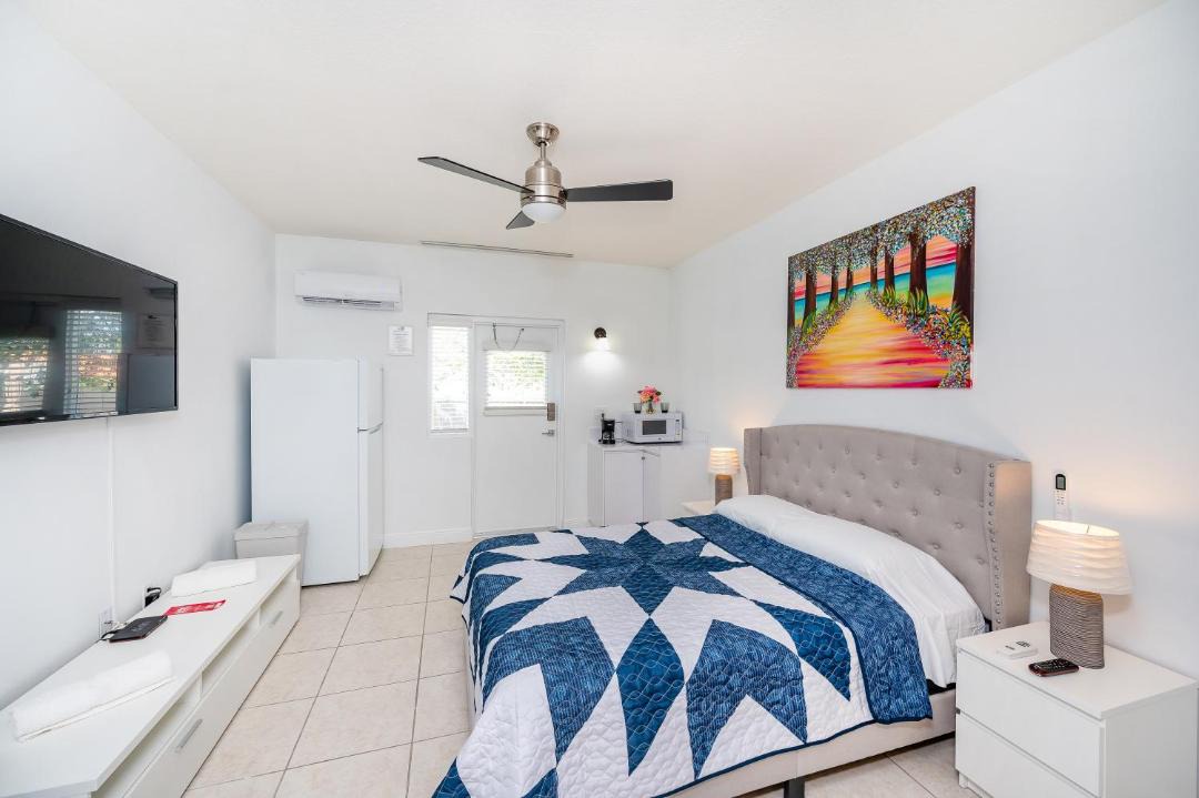 Photo of Bedroom in Ludlam