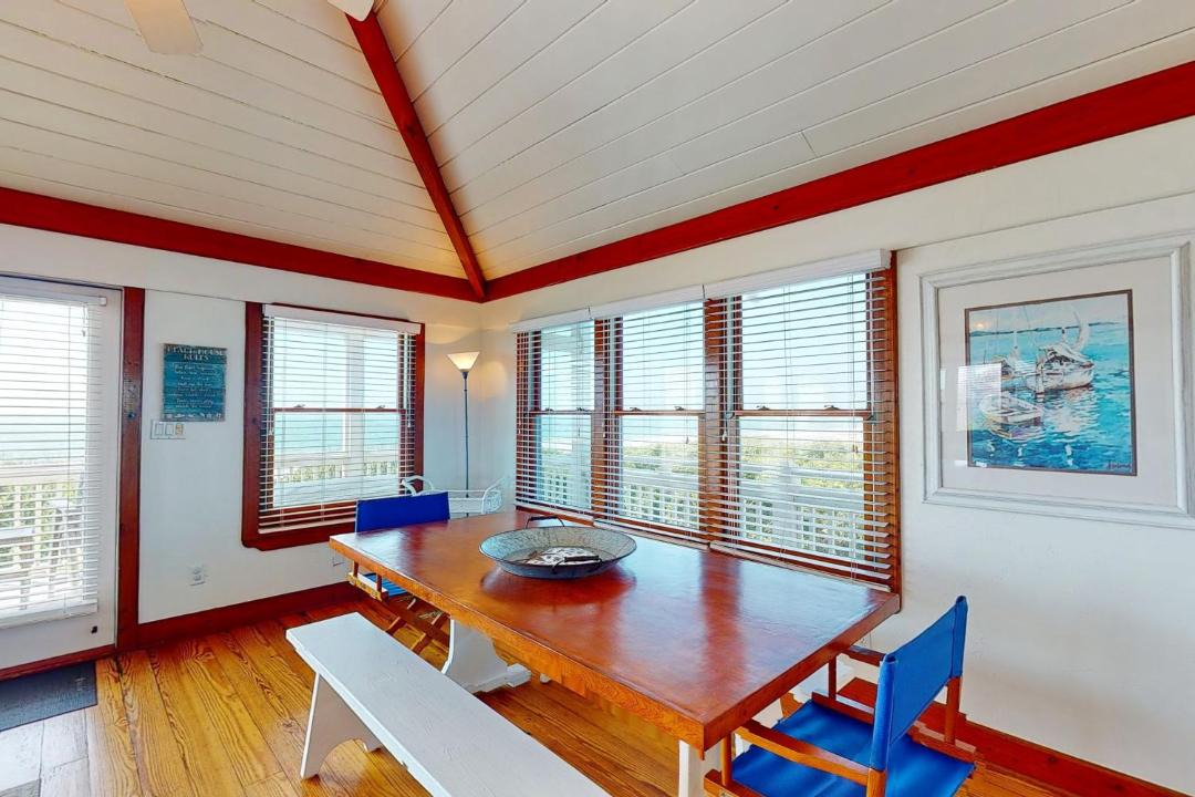 Photo of Livingroom in Sea Palm Village
