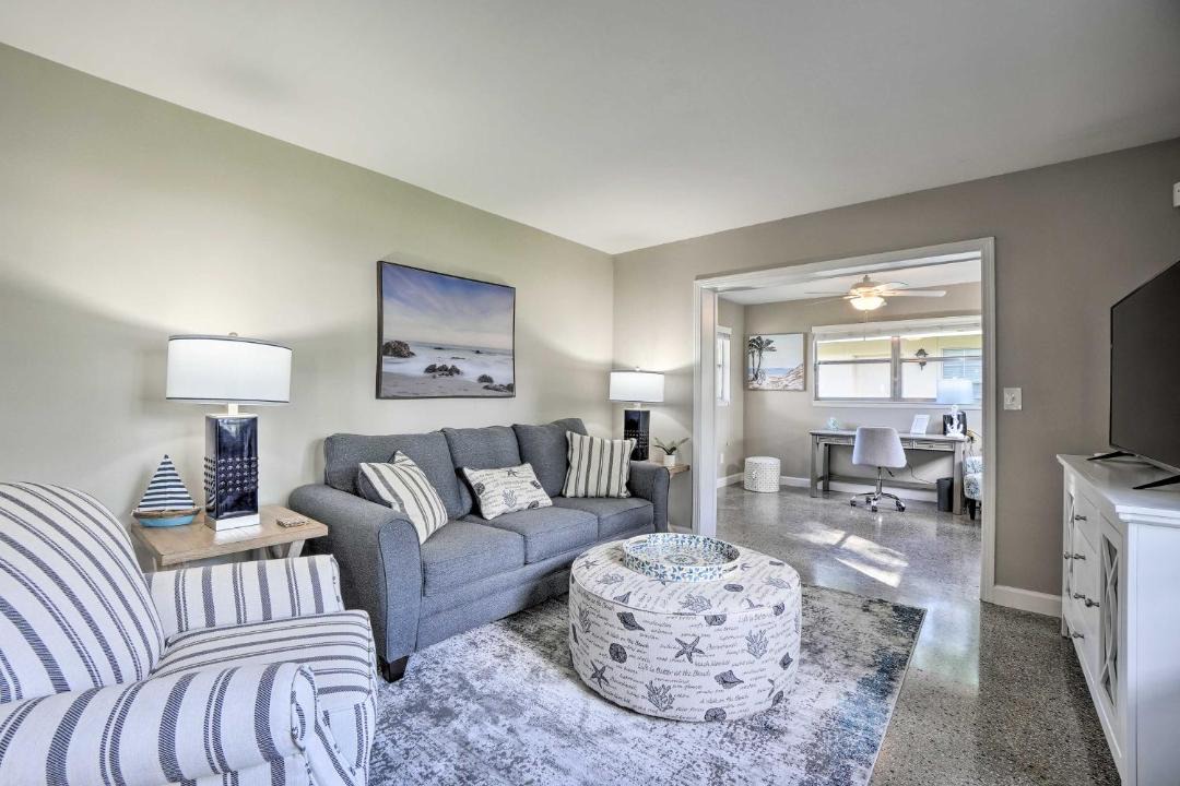 Photo of Livingroom in Bay Crest Park