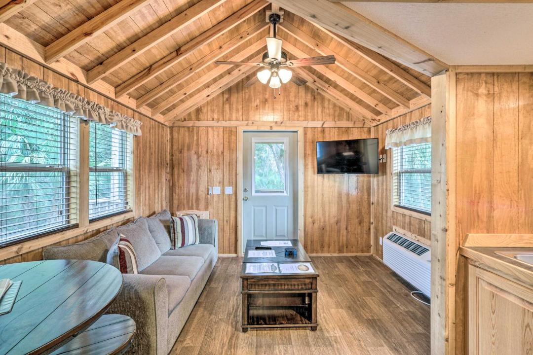 Photo of Livingroom in Steinhatchee