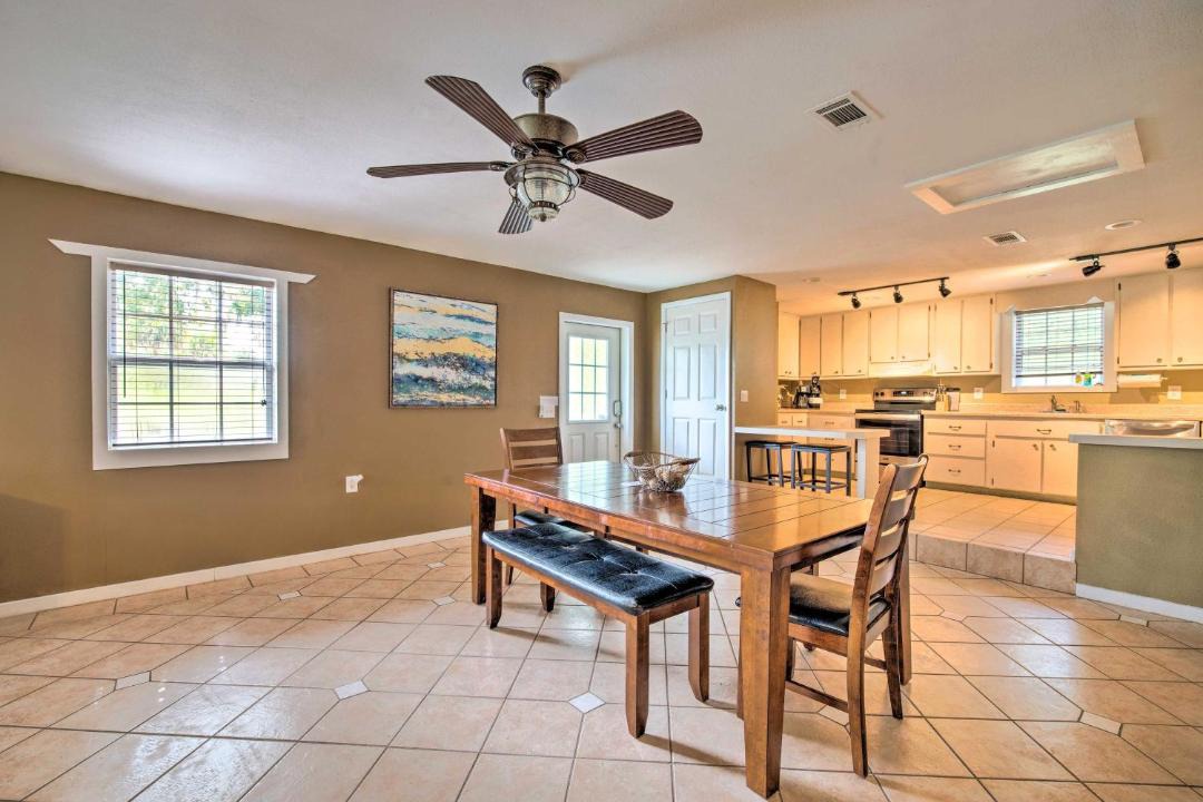 Photo of Livingroom in Steinhatchee