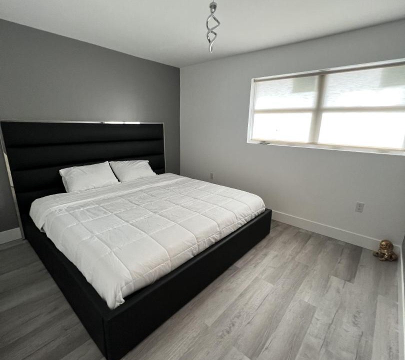 Photo of Bedroom in North Lauderdale