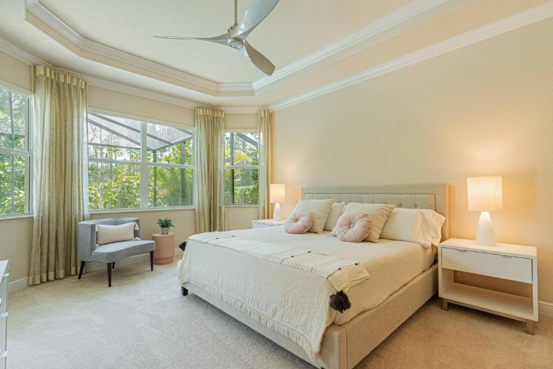 Photo of Bedroom in Naples