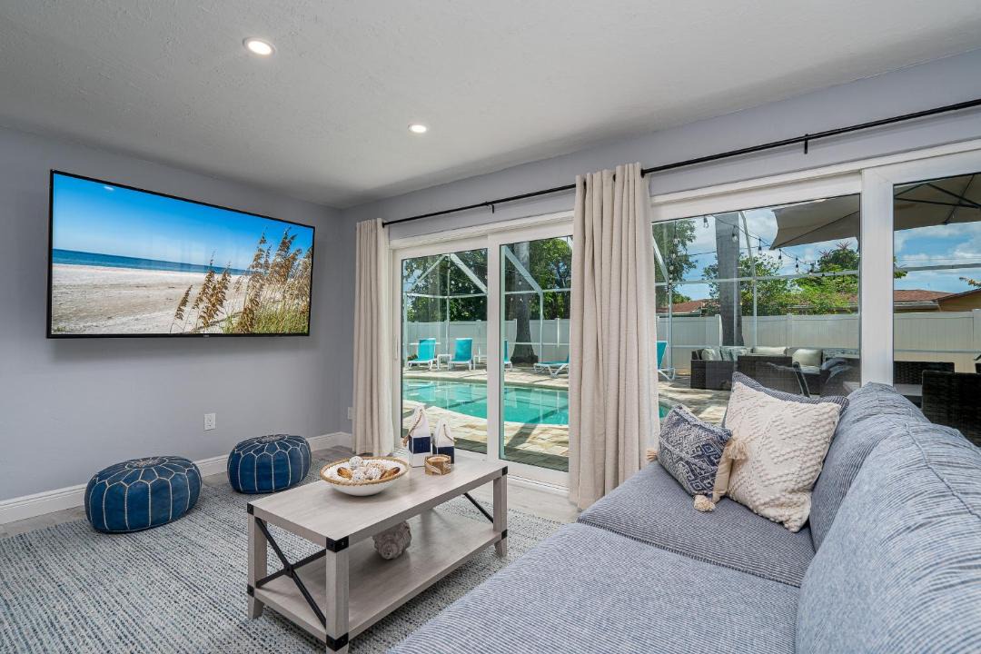Photo of Livingroom in Cypress Lakes Estates
