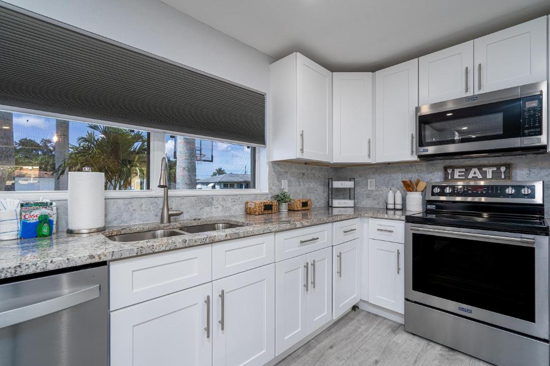 Photo of Kitchen in Cypress Lakes Estates
