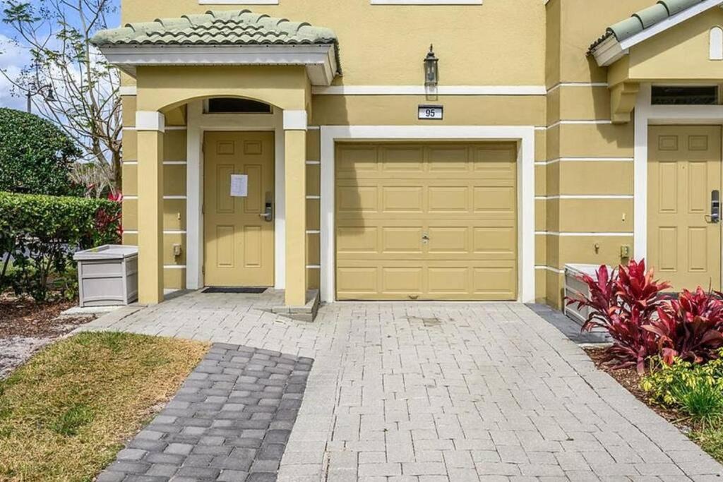 Photo of Buildings in Florida Central Atlantic Coast