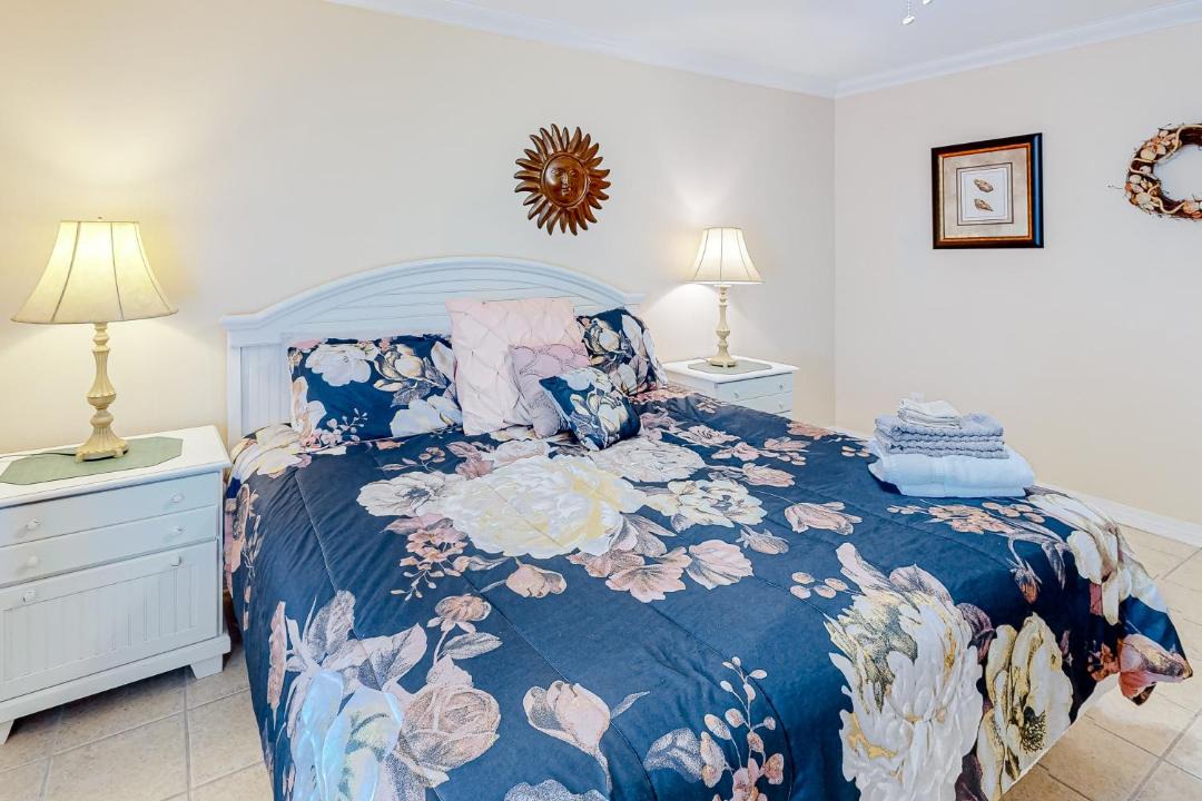 Photo of Bedroom in Navarre Beach